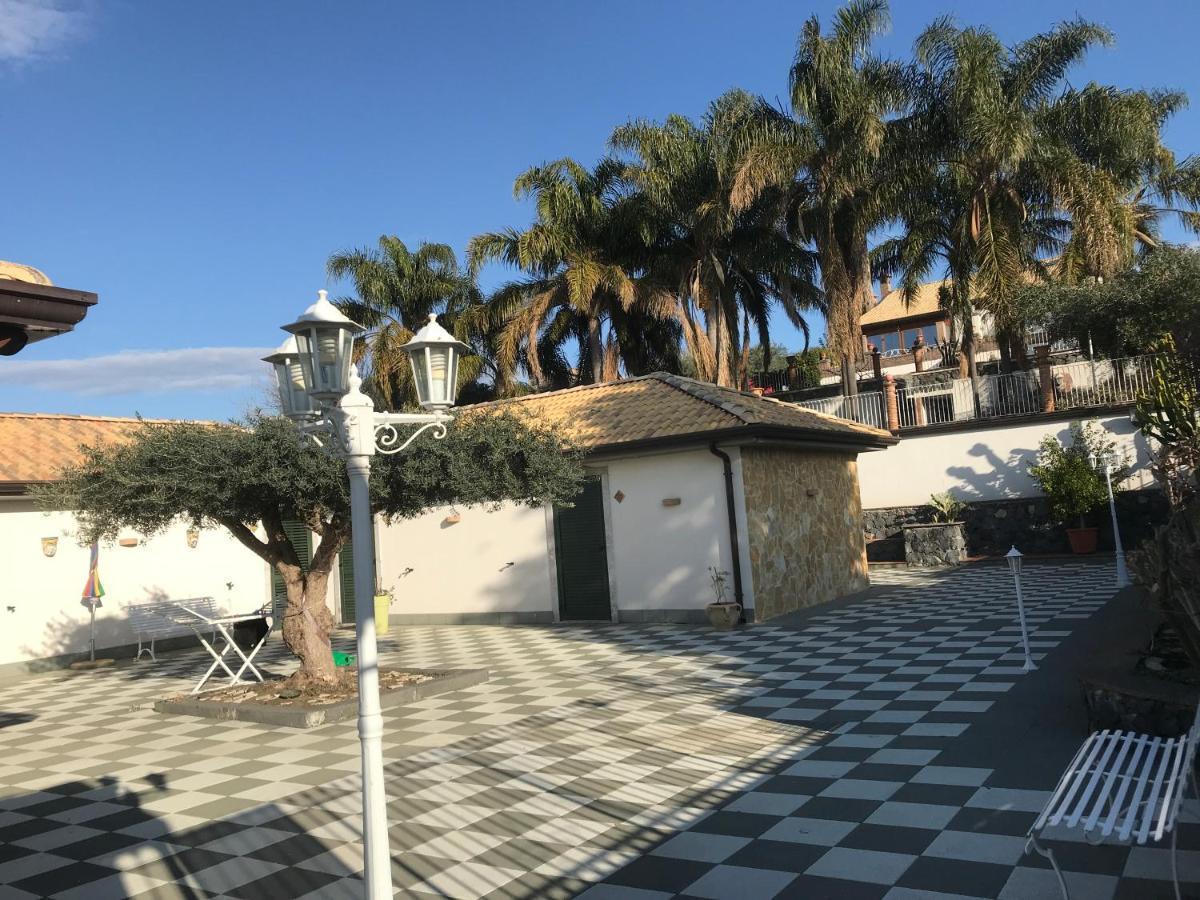 Borgo San Biagio Villa Calatabiano Buitenkant foto